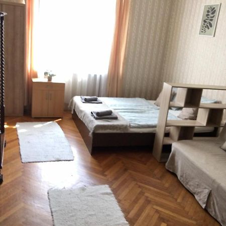 Cozy Flat At Stadionok M Station Budapest Exterior foto