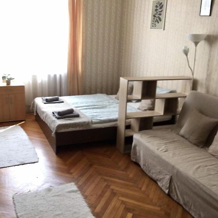 Cozy Flat At Stadionok M Station Budapest Exterior foto
