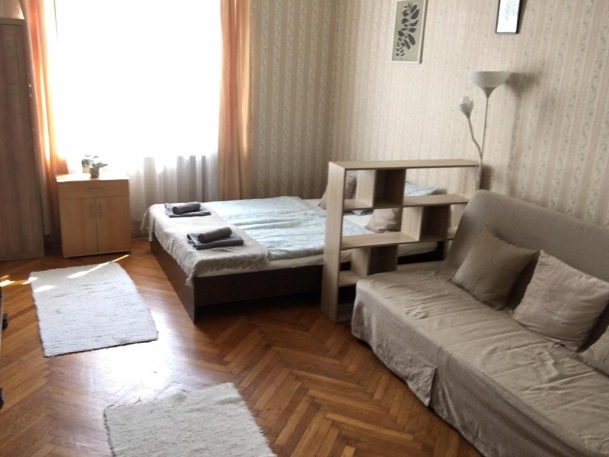Cozy Flat At Stadionok M Station Budapest Exterior foto